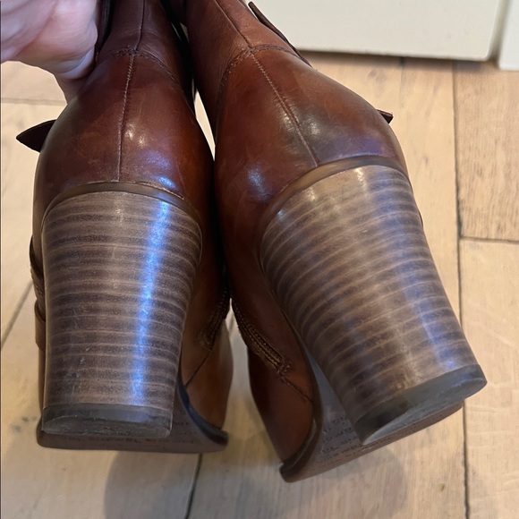 Tamari’s Chestnut Ankle Booties, size 40 - Picture 7 of 9